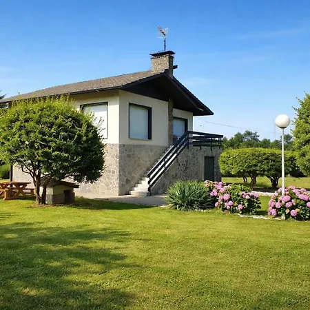 Mauro - Casa Con Jardin En De Llanes Navés