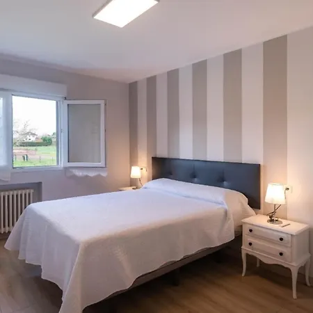 Landhaus Mauro - Casa Con Jardin En De Llanes Navés