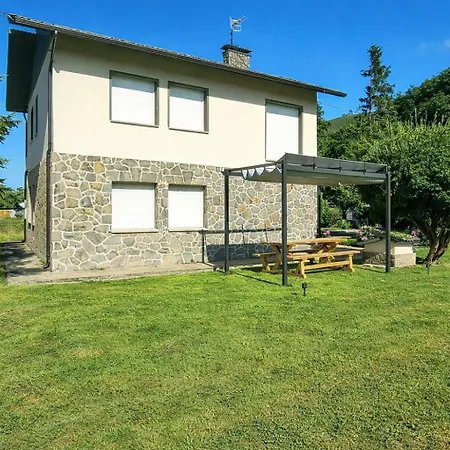 Mauro - Casa Con Jardin En De Llanes Navés